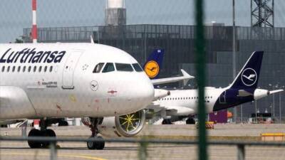 Lufthansa вернет всю антикризисную помощь государству