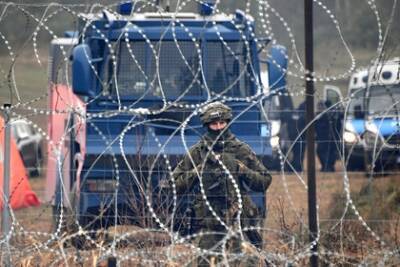 Белоруссия обвинила Польшу в очереди из фур на границе