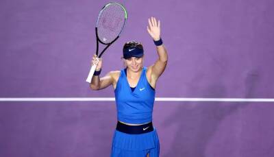 Бадоса победила Саккари на Итоговом турнире WTA