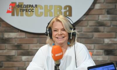 Актриса Поплавская сравнила Бузову с обезьяной: «Не может связать двух слов»