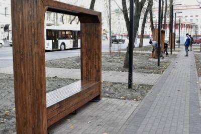 Скамейки-рамки установили в центре Воронежа рядом с ВГУ