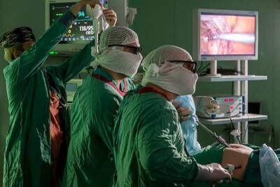 Белгородские врачи осваивают «объемное» лапароскопическое оборудование