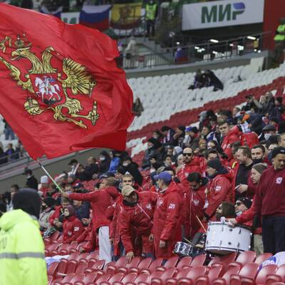 Около 400 российских болельщиков поддержат сборную по футболу на выездном матче с хорватами
