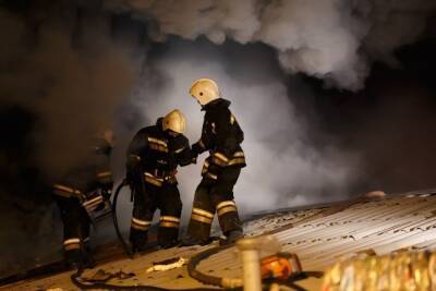 При пожаре в дачном доме под Волгоградом пострадал человек