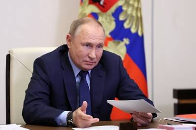 Путин объяснил возобновление полетов стратегической авиации действиями США