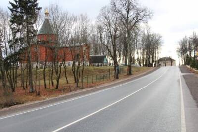 60 тысяч квадратных метров дороги обновили в Гдовском районе по нацпроекту
