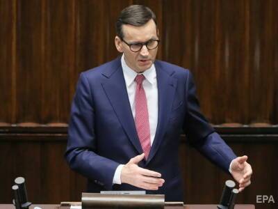 Польша из-за миграционного кризиса обсуждает с Литвой и Латвией использование 4-й статьи договора НАТО