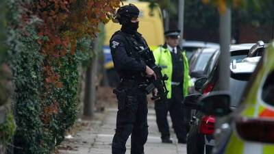 Троих задержали по подозрению в причастности к теракту в Ливерпуле