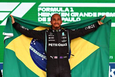 Хэмилтон выиграл Гран-при Бразилии