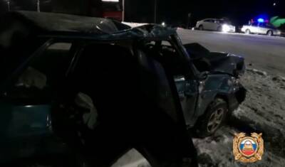 В Башкирии из-за аварии с грузовиком пострадала девушка и ее 15-летняя пассажирка