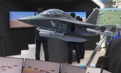 На авиасалоне в ОАЭ Китай представил обновлённый учебно-боевой самолёт L-15 с «продвинутой радиолокационной системой»