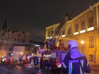 В Киеве произошел пожар в известном ресторане (ФОТО)