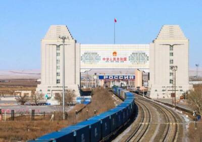 Китай ввел ограничения на ввоз продуктов из России