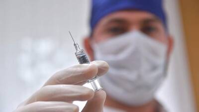 Мурашко заявил об усилении эффекта при сочетании вакцин от COVID-19 и гриппа