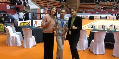 Азербайджанская гимнастка завоевала "серебро" в Барселоне (ФОТО)