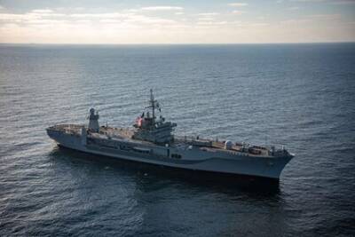 Флагман американского флота завершил операции в Черном море