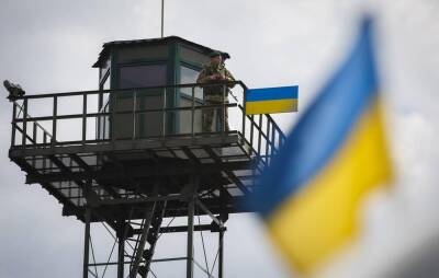 Военные Украины заявили, что "будут уничтожать" мигрантов в случае прорыва границы