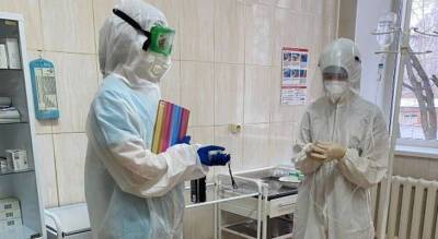 Медики ковидного госпиталя в Чувашии ночуют на работе: "Люди недооценивают серьезность ситуации"