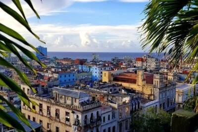 Куба отменила ПЦР-тестирование для привитых туристов