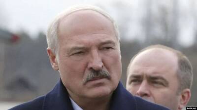 Лукашенко пообещал защищаться до последнего
