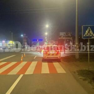 В Бердянске легковой автомобиль сбил женщину. Фото - reporter-ua.com - Бердянск