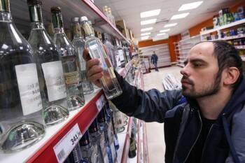 С нового года в России вырастет цена на водку и коньяк