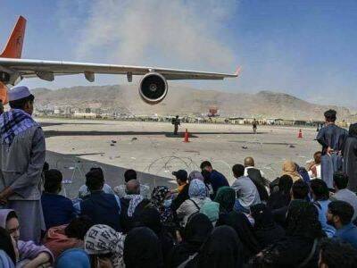 "Белавиа" прекратит пускать на самолёты граждан Афганистана, Ирака, Йемена и Сирии