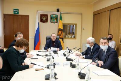 Олег Мельниченко резко высказался о нарушениях при монтаже детских площадок в Пензе