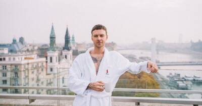 Макс Барских стал лучшим российским певцом на премии MTV EMA 2021