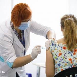 В Киевской ОГА назвали условие для справки о противопоказаниях к COVID-вакцинации