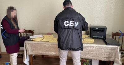 В Украине разоблачили сети по изготовлению подделок Covid-сертификатов и ПЦР-тестов