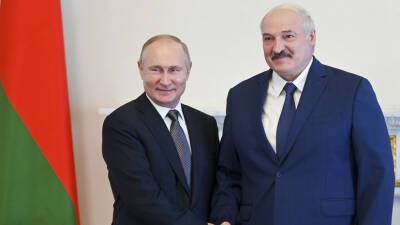 Лукашенко рассказал об обсуждении с Путиным ситуации в Чёрном море