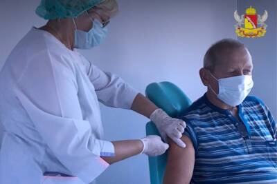 В Воронежской области за прошедшие сутки вакцинировались около 4400 человек