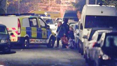 Полиция назвала терактом взрыв автомобиля у больницы в Ливерпуле