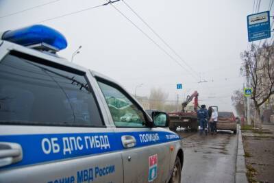 В Астрахани полиция составила 30 протоколов на 17-летнего юношу