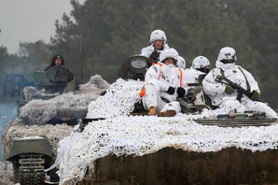 Украину предупредили о высокой вероятности вторжения России этой зимой