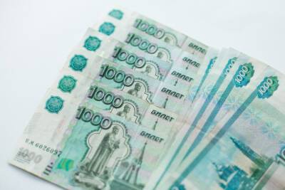 Россиянам могут выплатить по 10 тыс. рублей до конца года