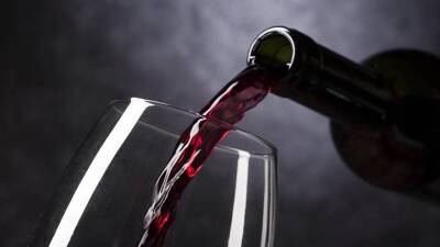 Эндокринолог объяснила, может ли алкоголь приносить пользу