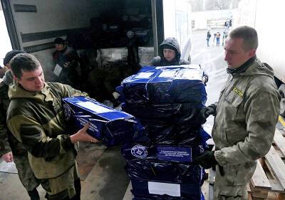 Путин поручил оказать гуманитарную помощь населению ДНР и ЛНР