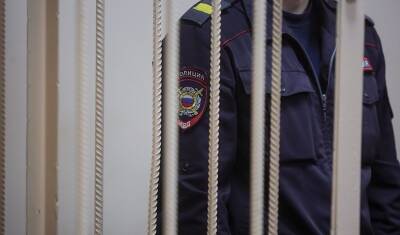 Полицейский в Петербурге несколько раз выстрелил жене в голову во время ссоры