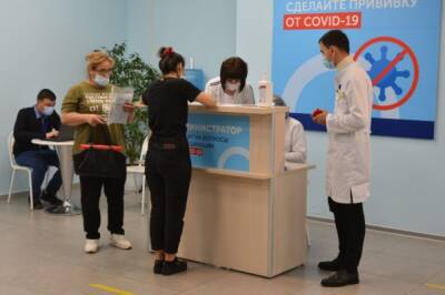 Минздрав РФ утвердил форму справки о вакцинации от коронавируса