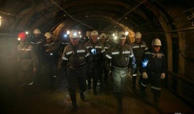 Около 300 горняков эвакуировали на шахте в Кузбассе
