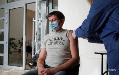 Украинцам ввели более 21 млн доз COVID-вакцин