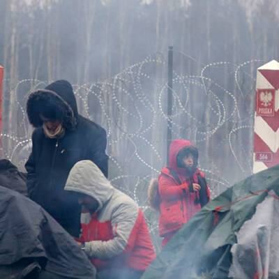 Белорусские медики оказали помощь нескольким мигрантам на КПП "Брузги"