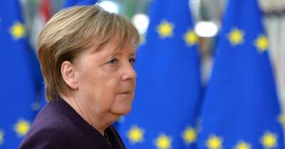 Меркель обсудила с Лукашенко наплыв мигрантов к границам ЕС