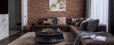 Большой диван станет ценным приобретением для вашей гостиной