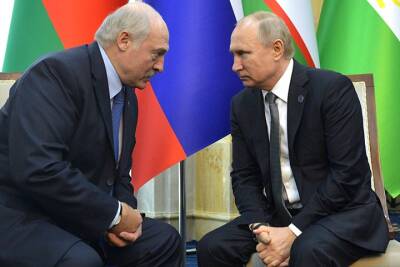 Лукашенко планирует обсудить с Путиным миграционный кризис