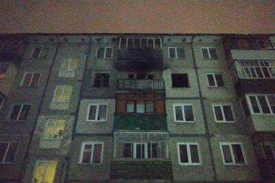 Спасатели вывели пенсионерку из горящей квартиры в Чебоксарах