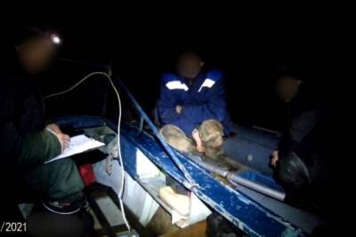 Браконьеры в Лахтинском заливе под покровом ночи пытались ловить рыбу