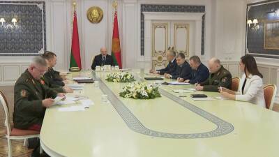 А. Лукашенко провёл совещание по обстановке на Государственной границе